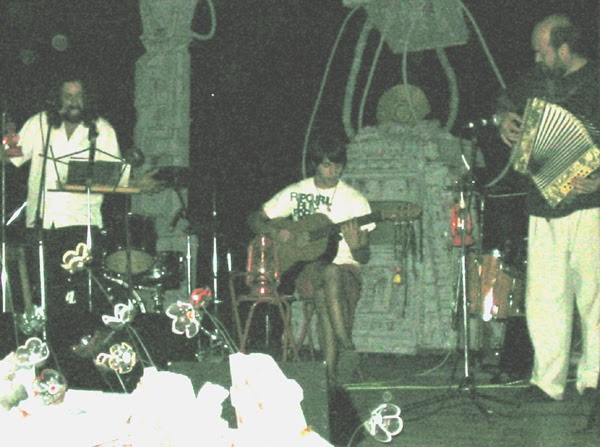 2004 - En vivo Teatro Paz y Unión