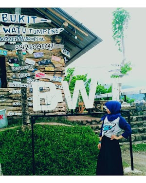 Indahnya Bukit Watu Tumpeng BWT yang Instagramable Banget Di Prigen Pasuruan Indahnya Bukit Watu Tumpeng BWT yang Instagramable Banget Di Prigen Pasuruan