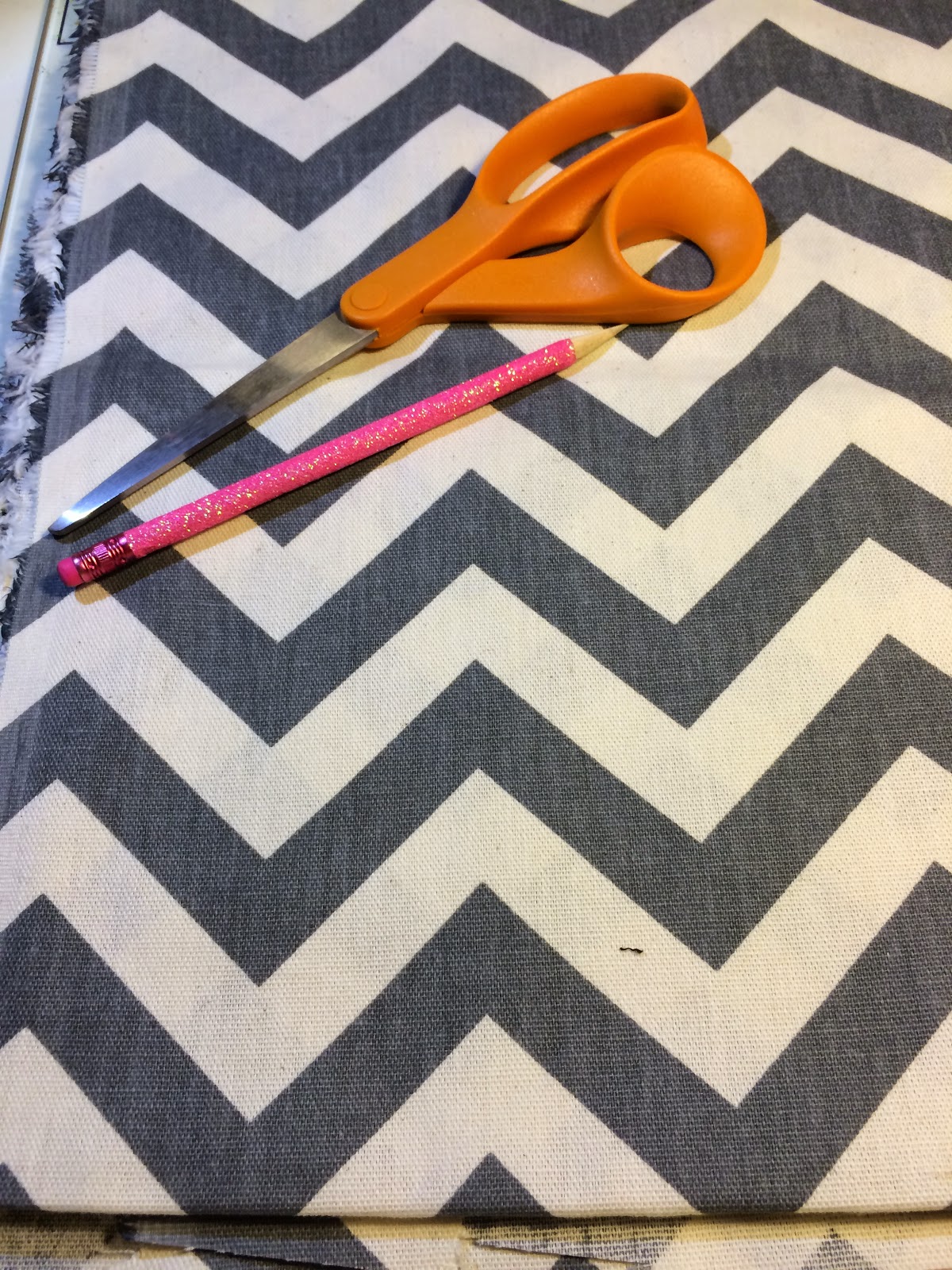 Cut Now, Measure Later DIY Christmas Garden Flag