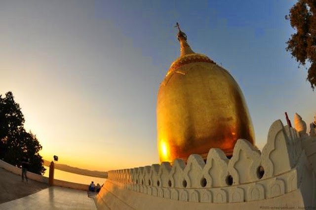 15. Bagan (Mandalay, Myanmar)