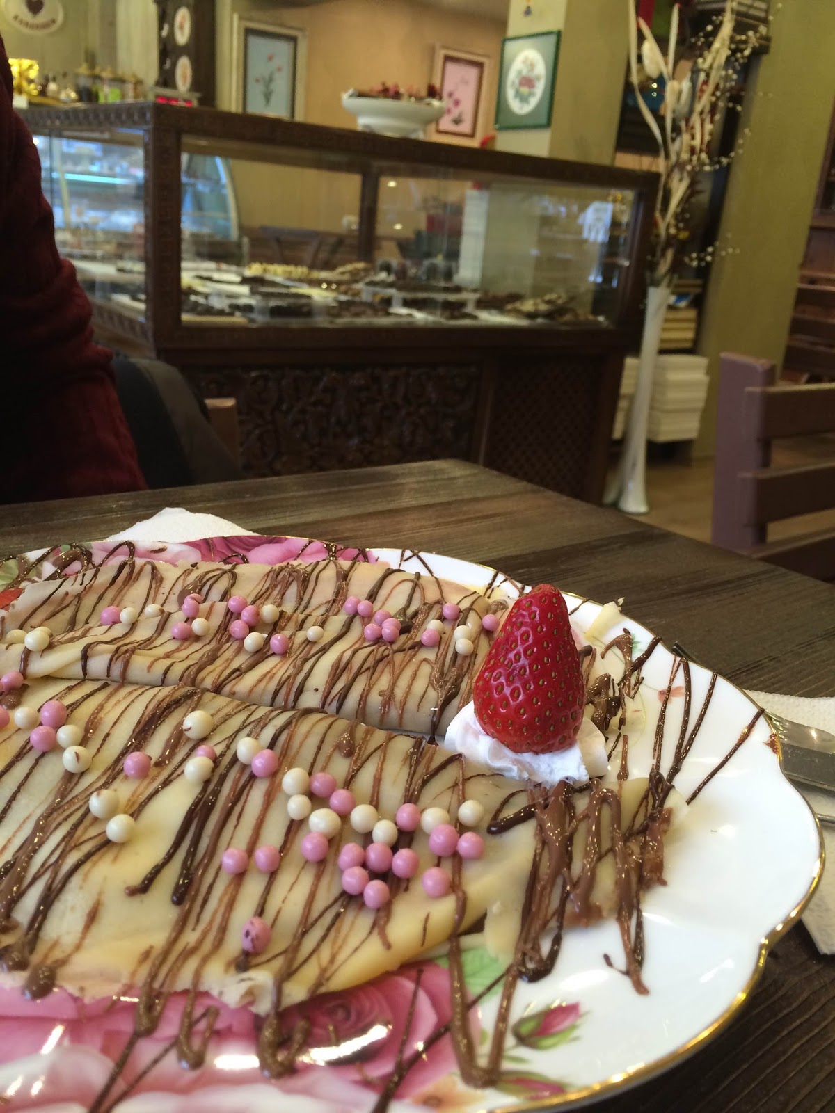 Süslü Avukatlar Kanaviçe Çikolata