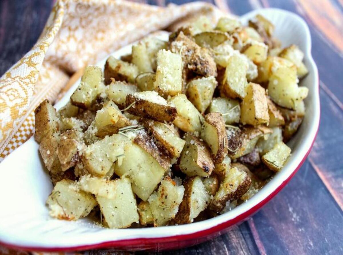 Oven Roasted Potatoes With Olive Oil & Rosemary