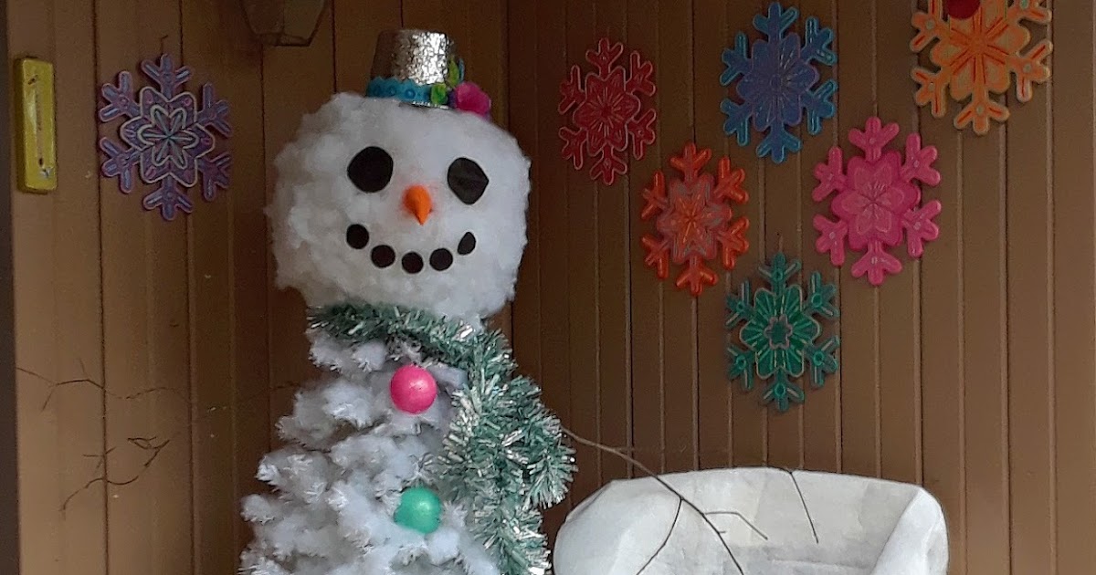 HOLIDAY DIY Whimsical Snowman Christmas Tree