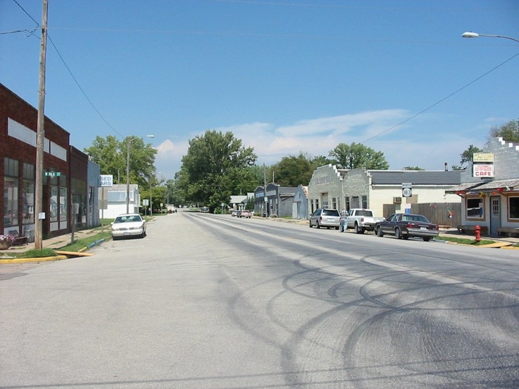 From City to Suburbia 410 2nd St Pisgah, IA 51564