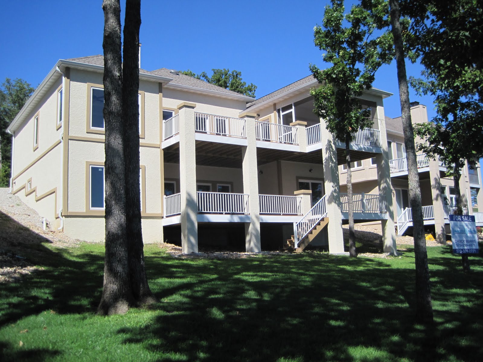 Associated Brokers Lake of the Ozarks Real Estate CASTLEGATE at Lake