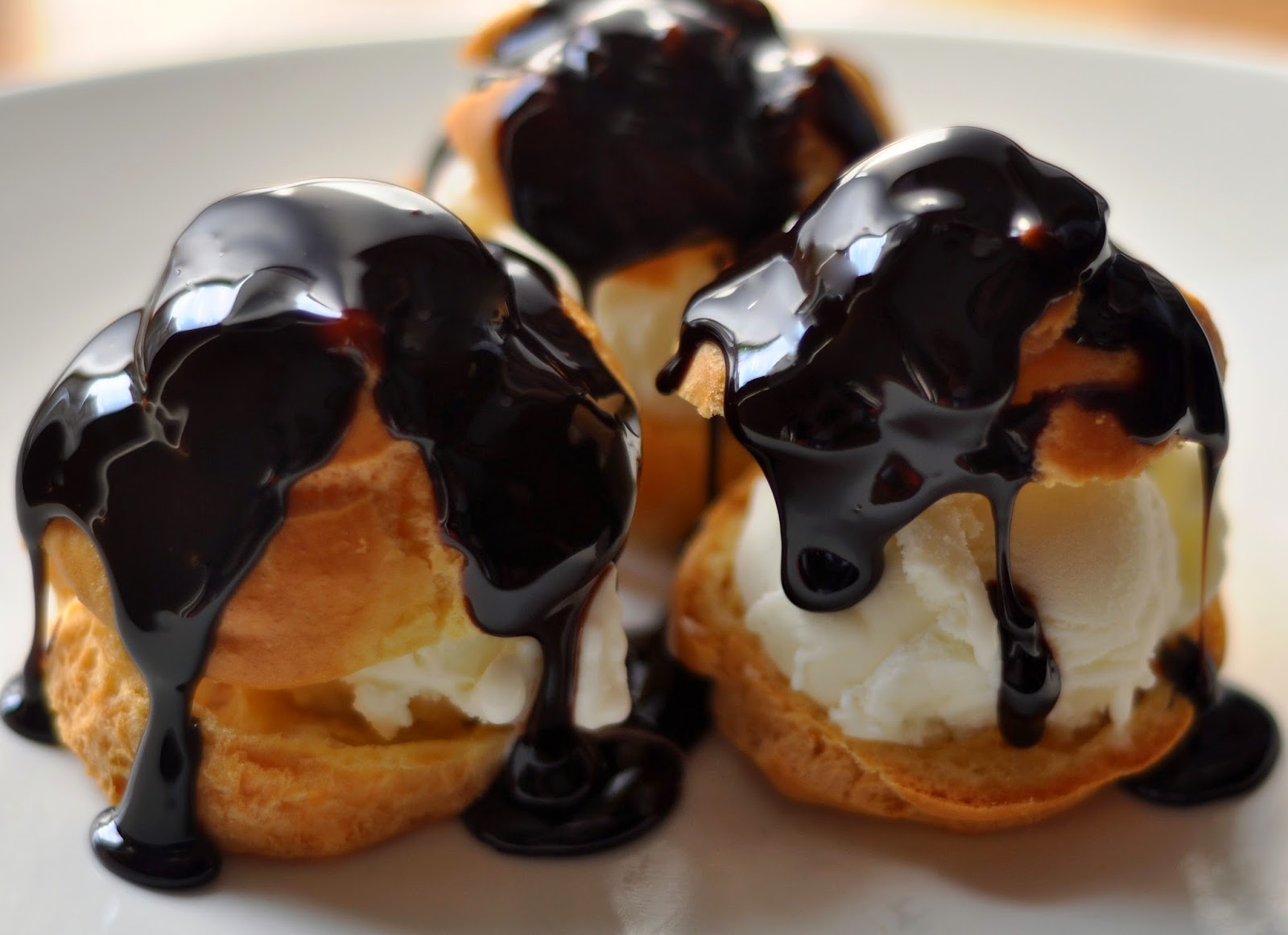 Pratik Yemek ve Pasta Tarifleri Profiterol Tarifi