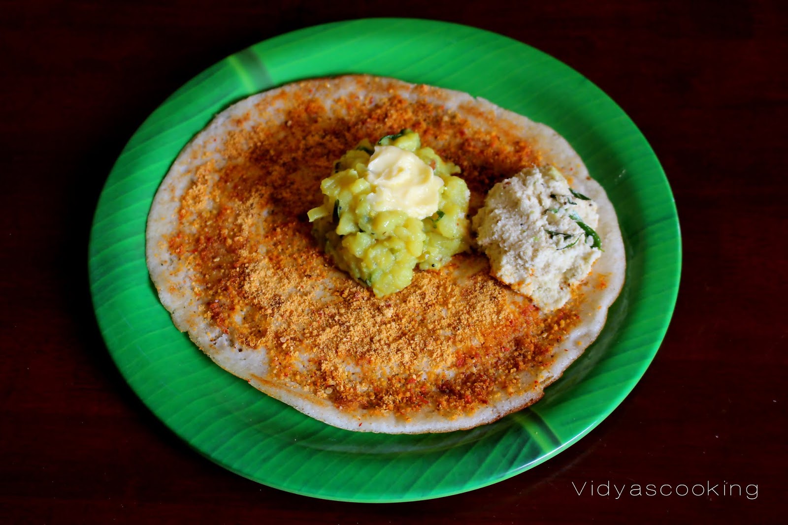 Open Masala Dosa Recipe (Podi Masala Dosai)