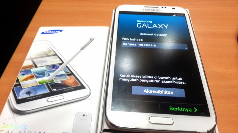 Samsung galaxy   note 3  vs samsung galaxy s5. самсунг галакси нот 20 размер. Smartphone samsung galaxy note 2. Samsung note 5 вьетнам. Galaxy note 2.