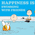 Ευτυχία είναι να κολυμπάς με φίλους...