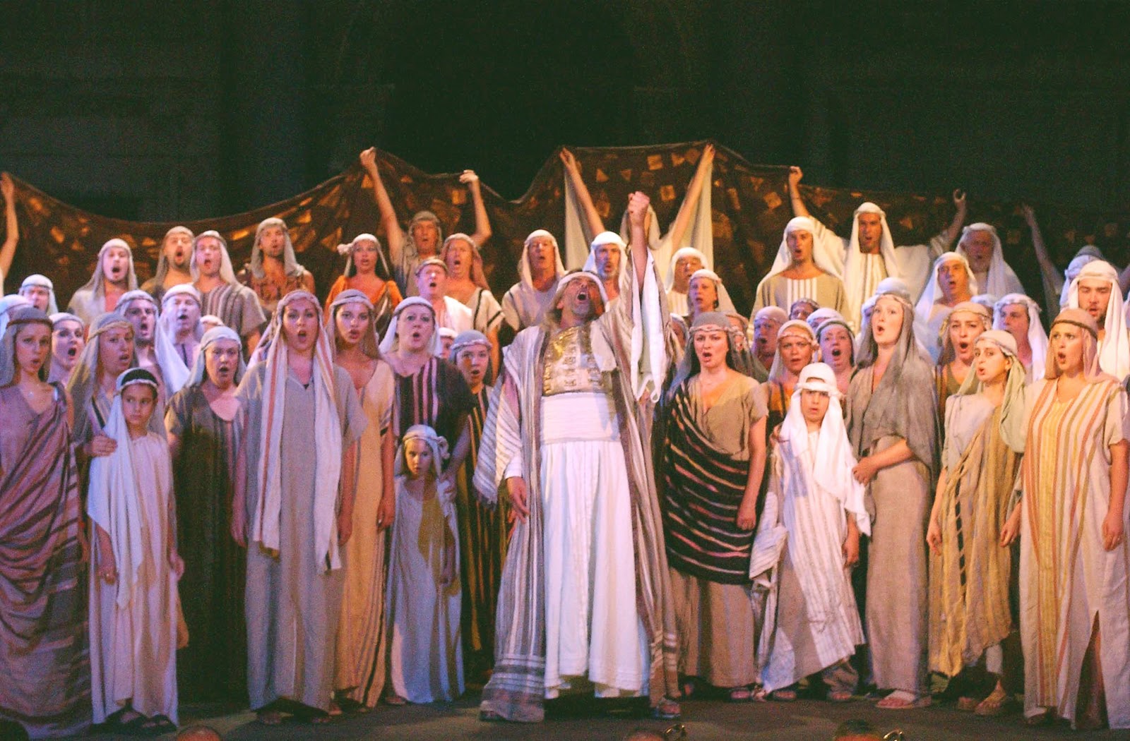 Опера верди набукко хор иудеев. Набукко джузеппе верди мариинский театр. Опера верди набукко хор иудеев. Джузеппе верди "набукко". Хор евреев из оперы набукко.