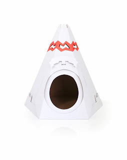 http://www.heartbeats.fr/deco-design-animaux-idee-cadeau/165-cabane-pour-chat-tipi-suck-uk.html