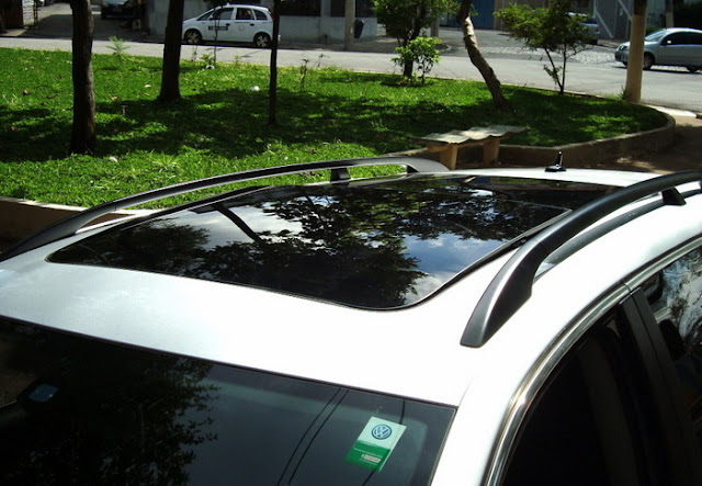 VW Jetta Variant 2010 - teto-solar panorâmico