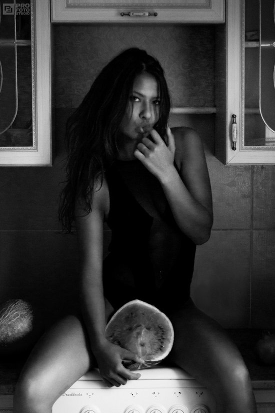 Biocity Monte (Pasha Karpenko) 500px fotografia mulheres modelos russas sensuais nuas fetiche comida nutella