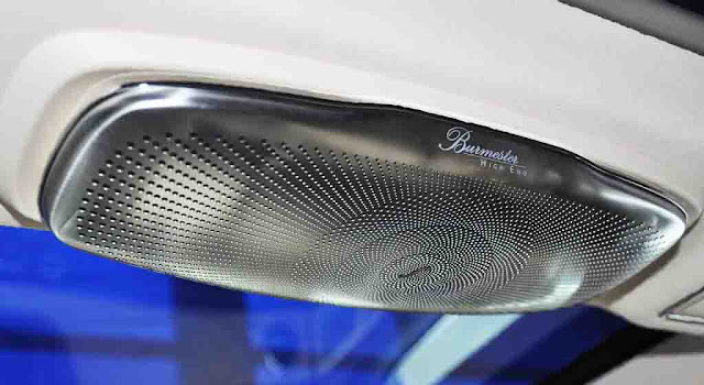 Mercedes Maybach S600 2017 sử dụng Hệ thống âm thanh vòm Burmester® High-End 3D 24 loa, Công suất 1540 watt