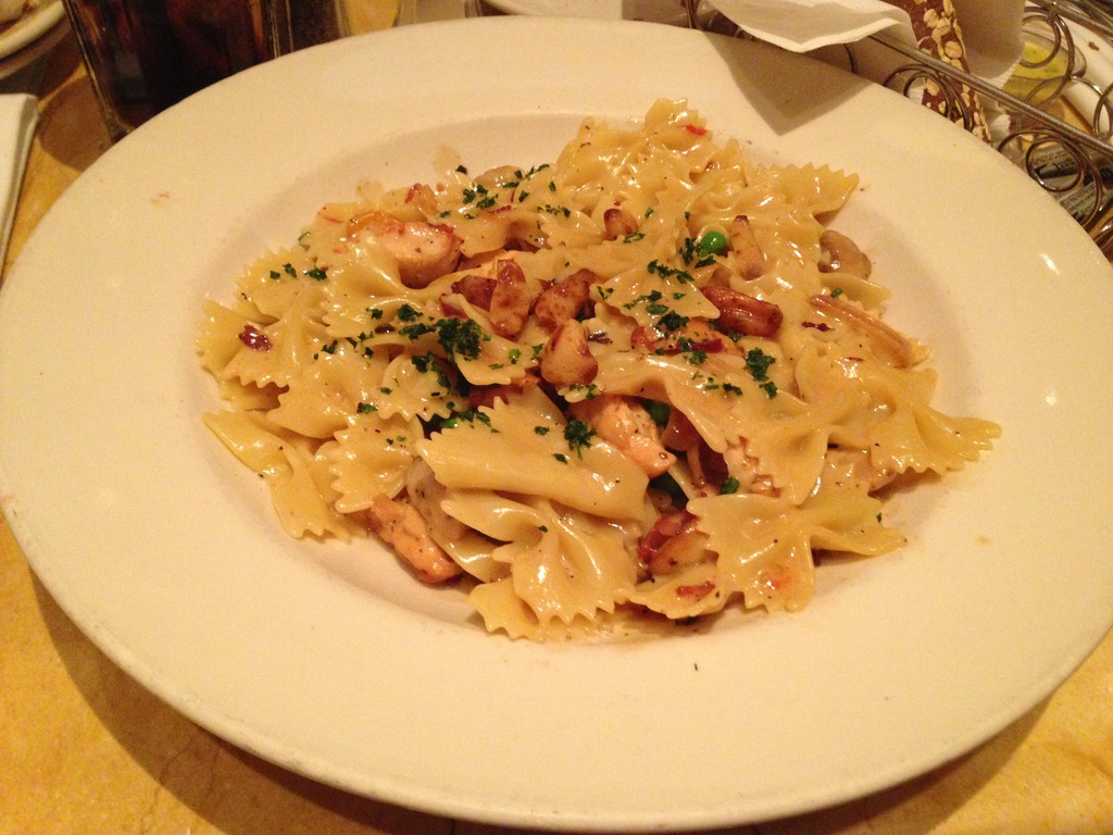 Recipe Farfalle with Chicken and Roasted Garlic from The Cheesecake