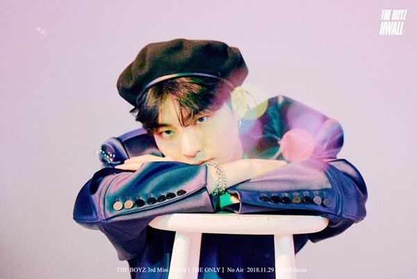 최대 리즈찍고 시작부터 비주얼 폭격하는 남돌.jpgif | 인스티즈