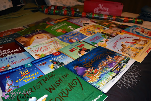 Christmas books countdown, Christmas countdown, Christmas traditions, Christmas books, family fun at Christmas,