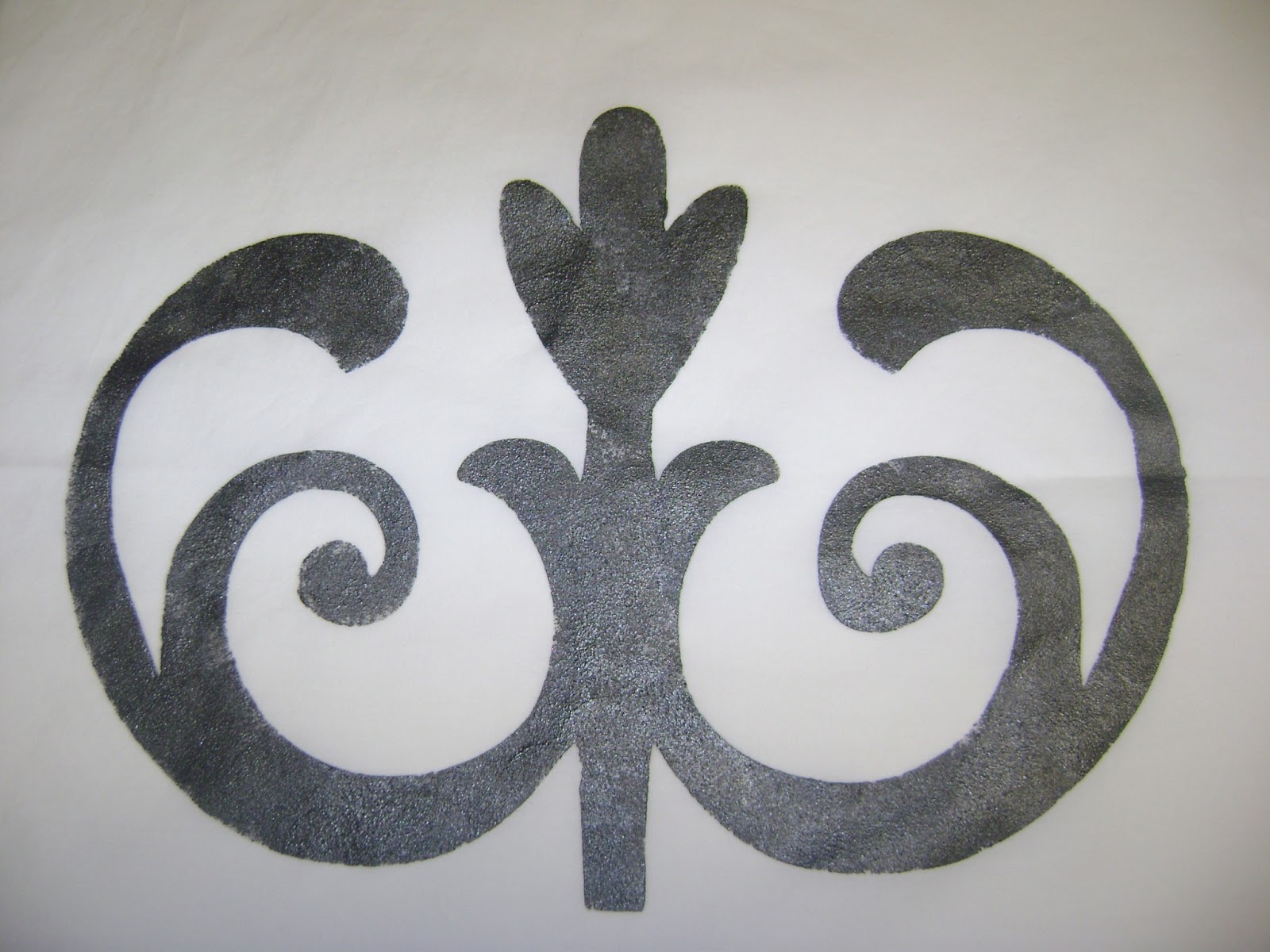 How to Make and Use a Stencil Using Cricut Expression