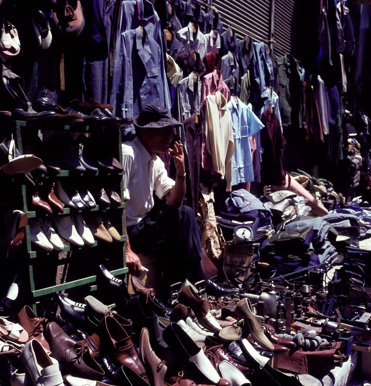 Fascinating Vintage Color Photographs Capture Street Scenes of Athens