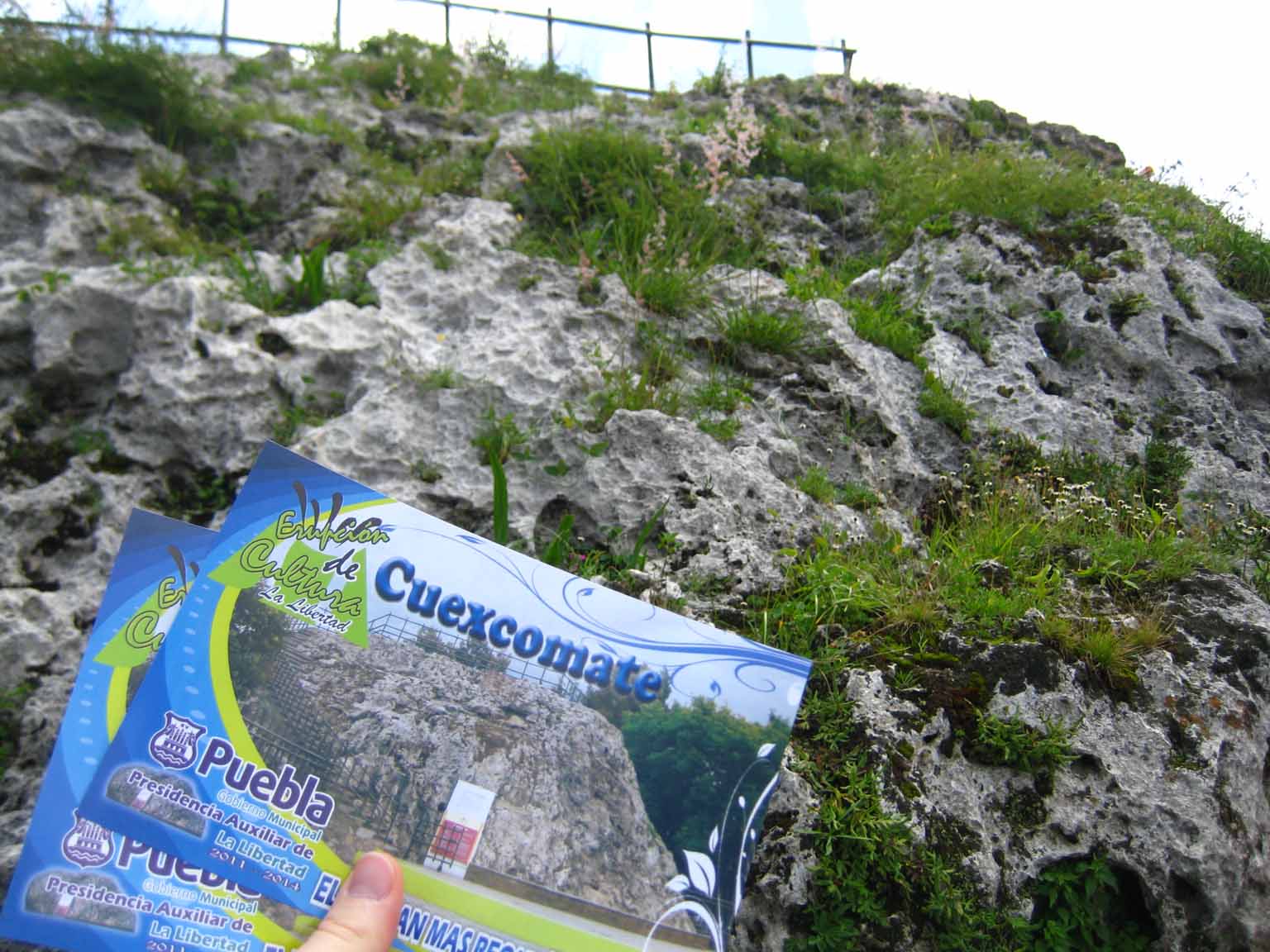 Eric & Autumn's World Roll Up World's Tiniest Volcano!