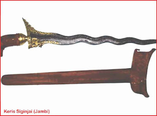 gambar-senjata-tradisional-jambi-Keris-Siginjai