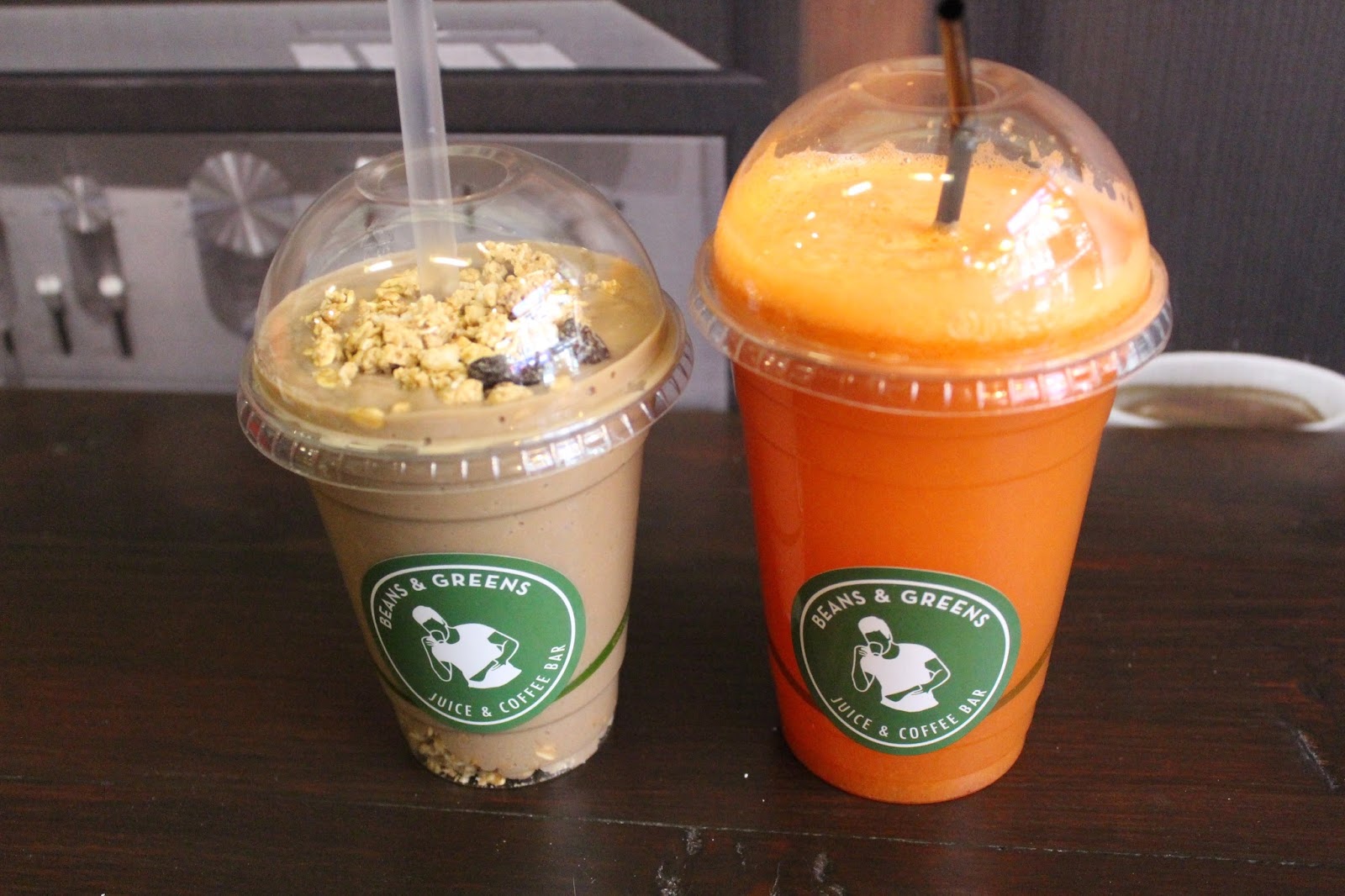 Beans and Greens Juice & Coffee Bar // BANDTEESLEATHERANDLACE
