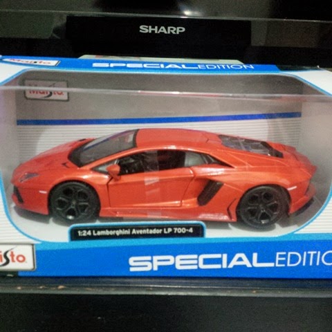 Maisto Katalog Maisto 1 24 Diecast Koleksi Mainan