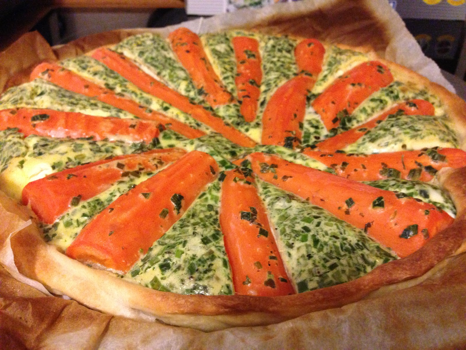 olles *Himmelsglitzerdings*: Karotten-Kräuter-Quiche