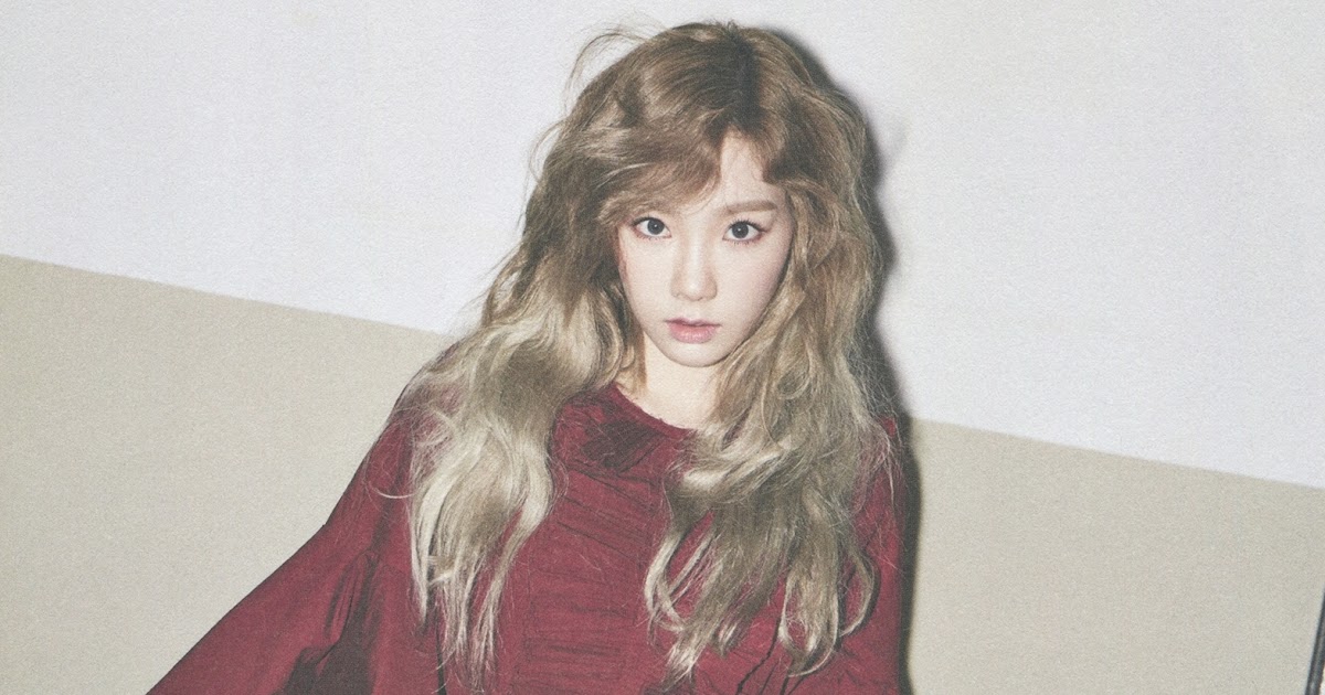 Taeyeon CeCi October 2016 - STAR B-CUT | GGPM