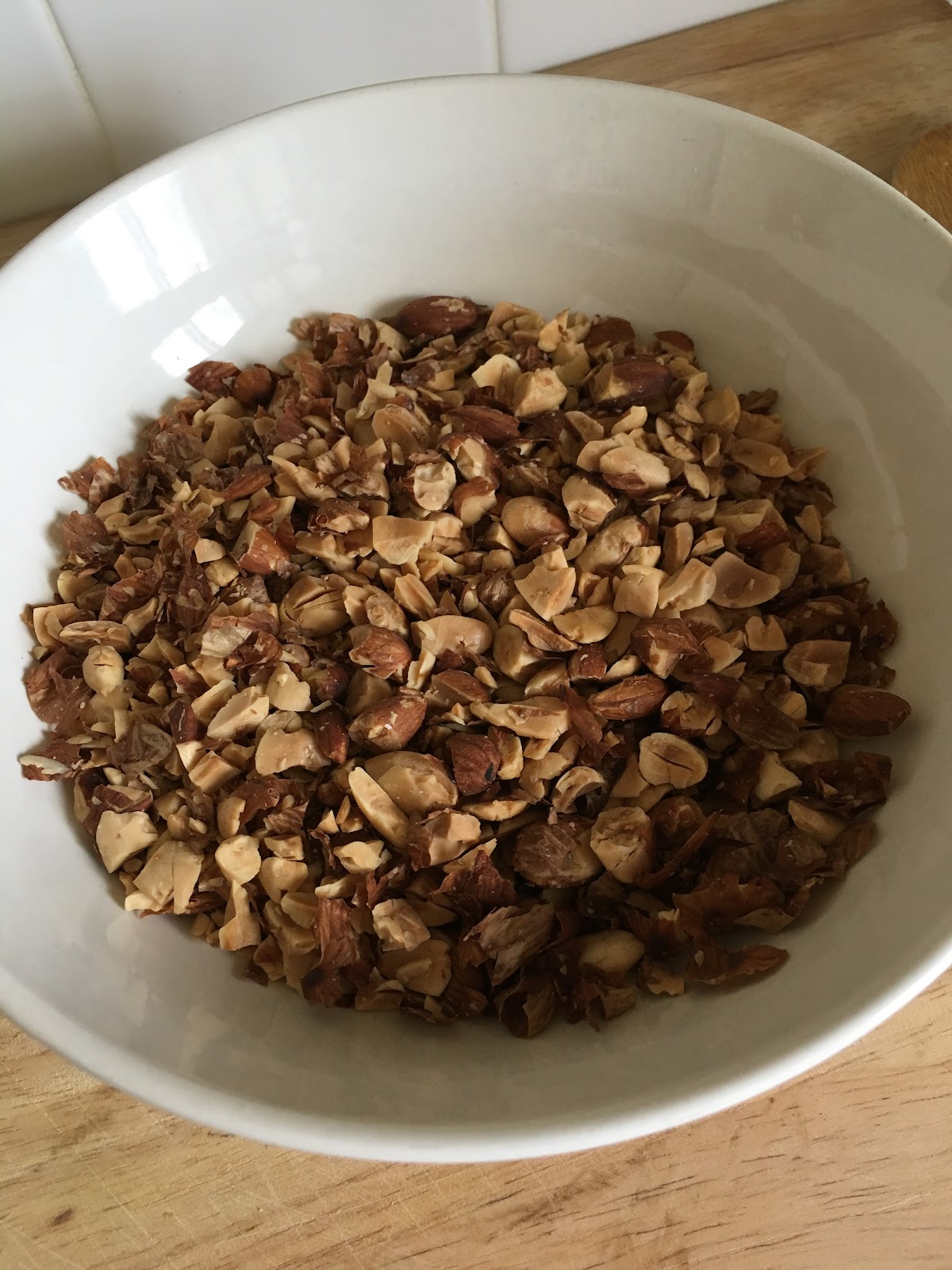 Recipe Chopped Roasted Almonds The Minted Maiden