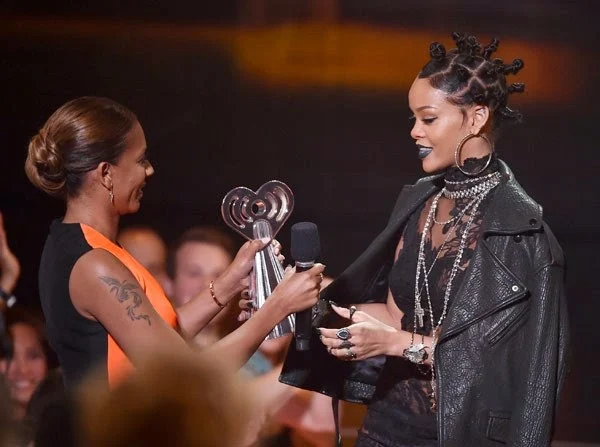 Rihanna - 2014 iHeartRadio Music Awards