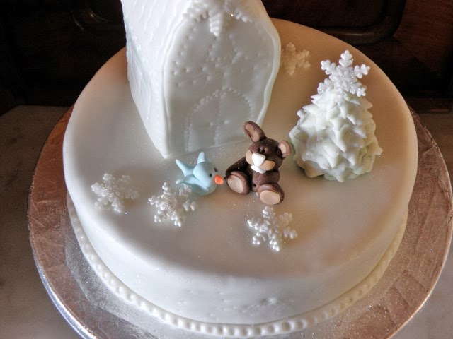 Piep und Schnuff im Schnee - Weihnachtstorte für Kinder - Sugarprincess Piep und Schnuff im Schnee - Weihnachtstorte für Kinder - Sugarprincess