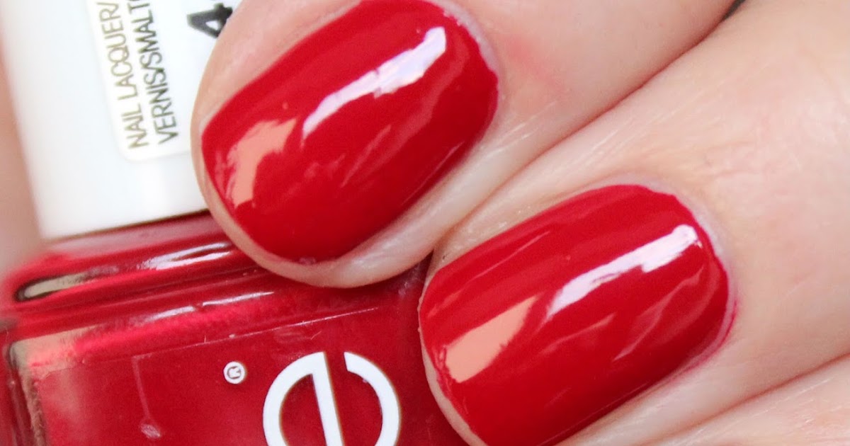 NAILTASTIC Essie Party on a Platform + min första dotticure!