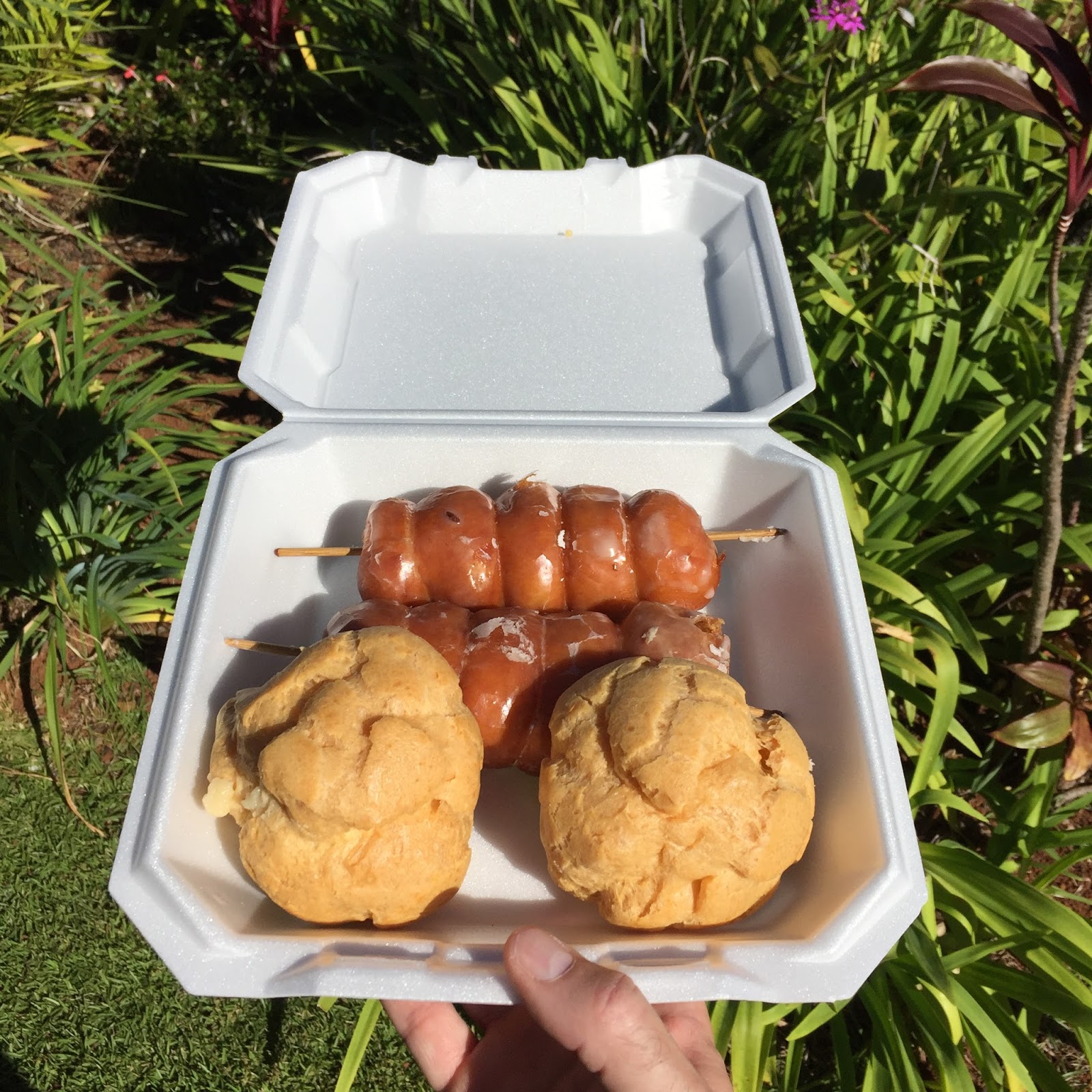 Oh, by the way... Seen On Maui Komoda Bakery