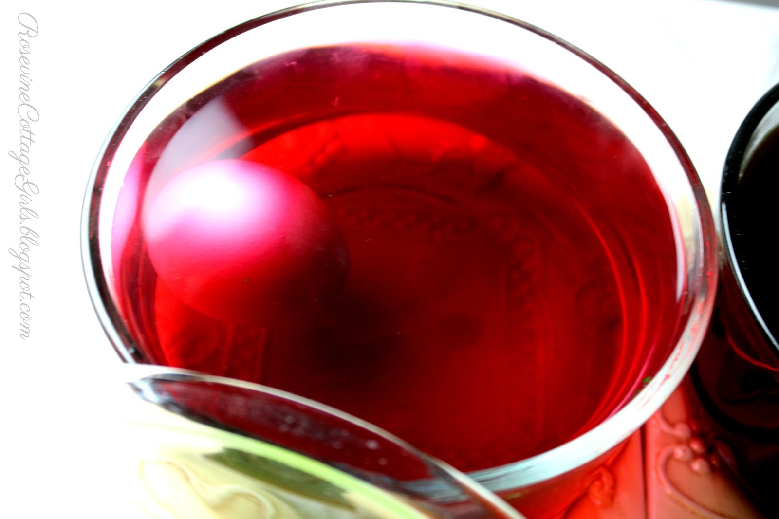 How To Make Natural Egg Dye