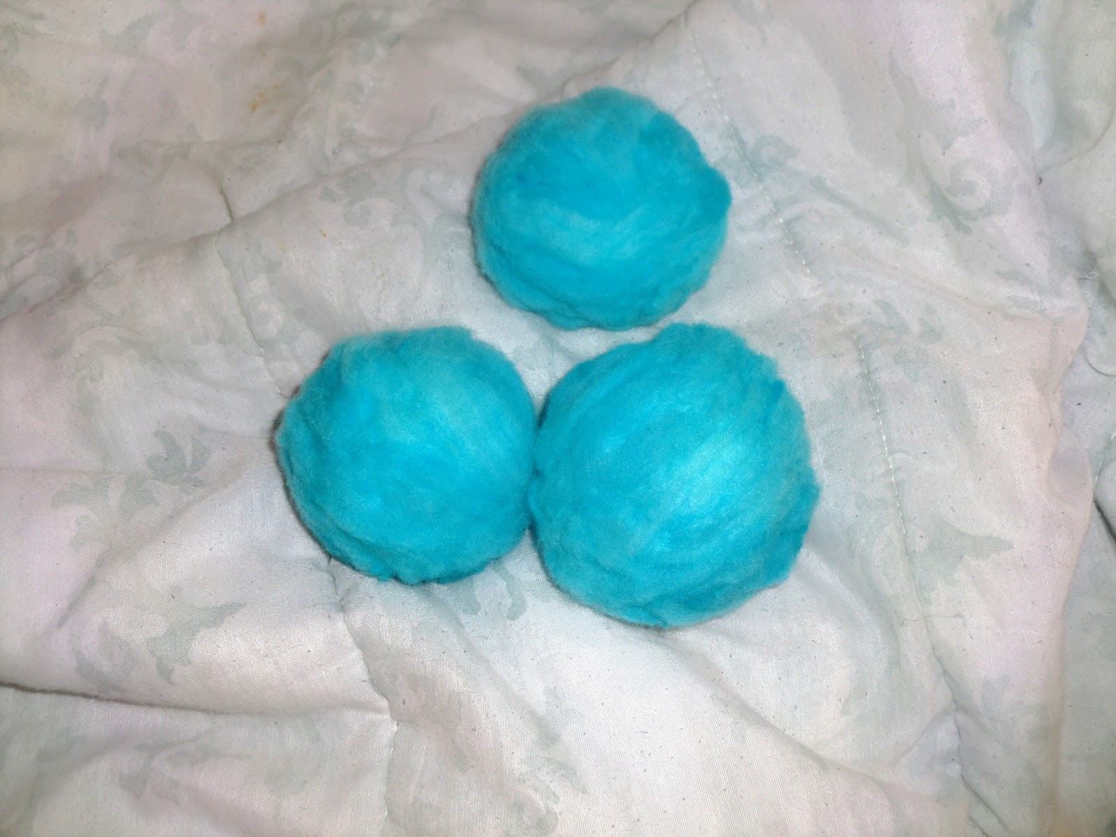 Lareliw Crafts Blog How To Tutorial How to Make Wool Dryer Balls From