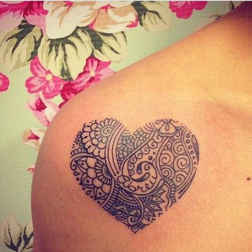 tatuagens femininas de coração para os ombros tatuagens femininas de coração para os ombros
