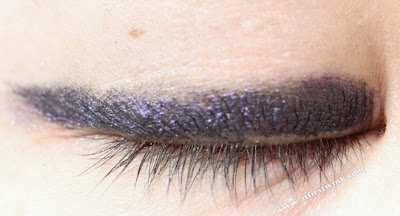 Mizon purple eyeliner in sunlight