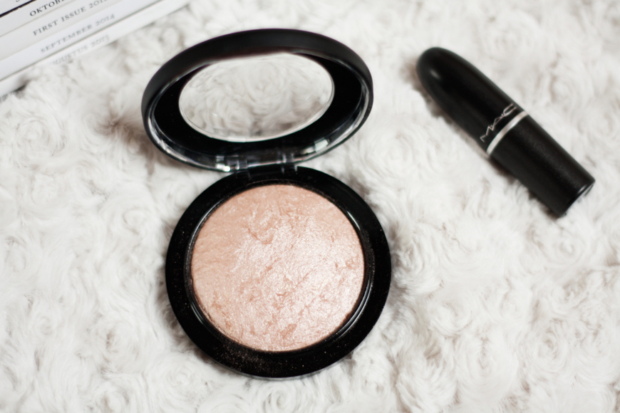 The Fashion Loonatic New mac highlighter & lipstick