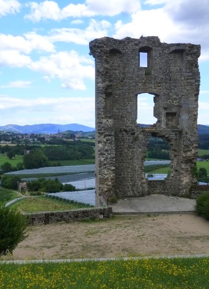 Entre Ardèche et Drôme Depuis la tour de Châteauneuf de Vernoux