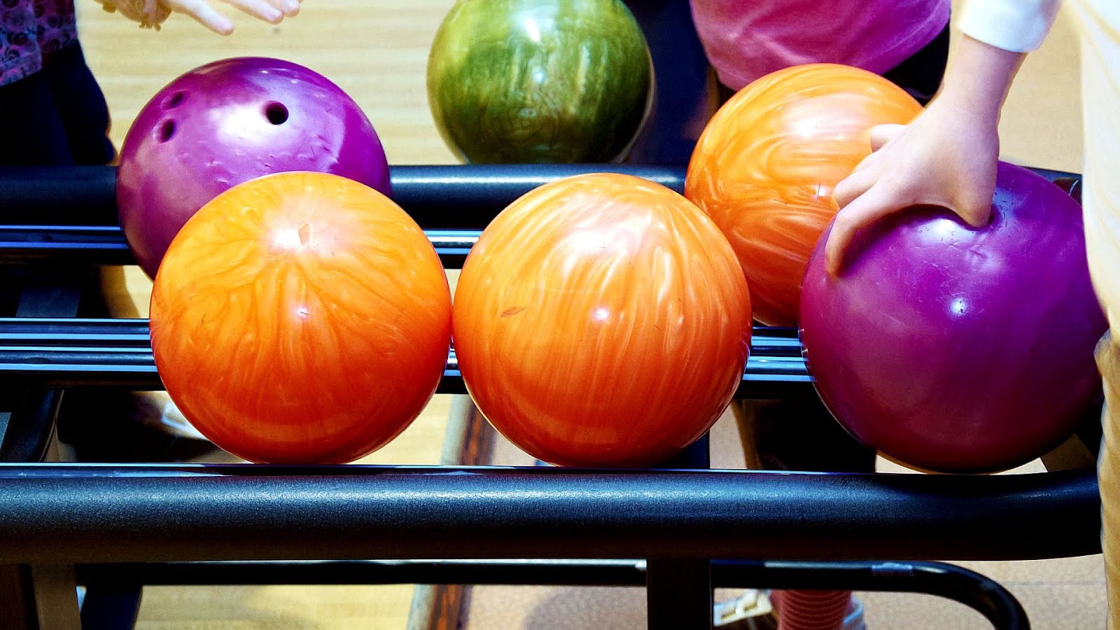 What Type Of Bowling Ball Should I Buy Bowling Choices