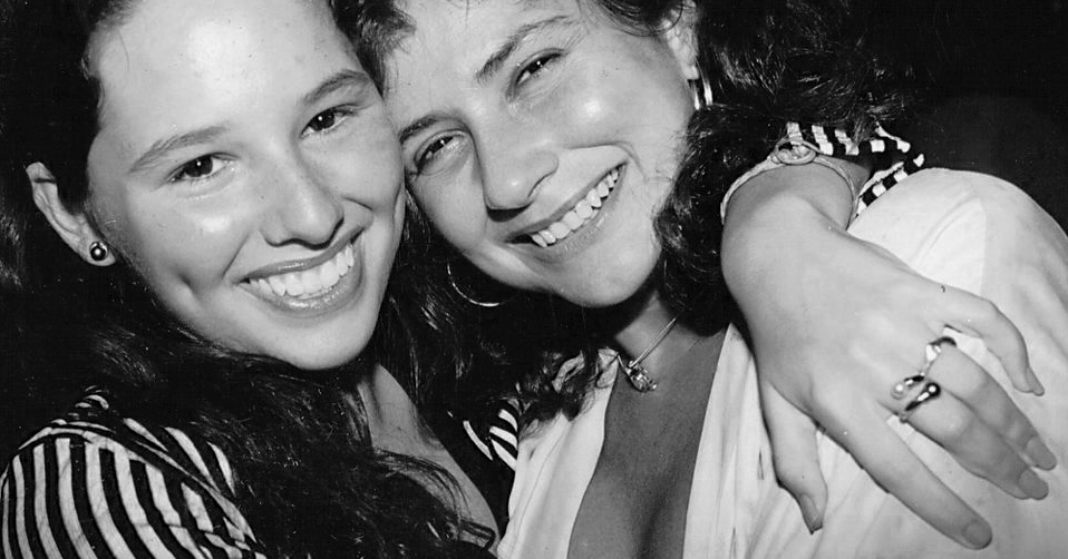 Fafá de Belém anos 70 e 80 Fotos especiais Fafá de Belém anos 70 e 80 Fotos especiais
