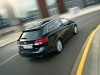 تويوتا افينسيس 2012