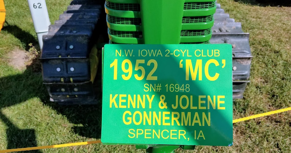 History and Culture by Bicycle Spencer, Iowa 2018 Clay County Fair, 1952 John Deere MC, 09/11/2018
