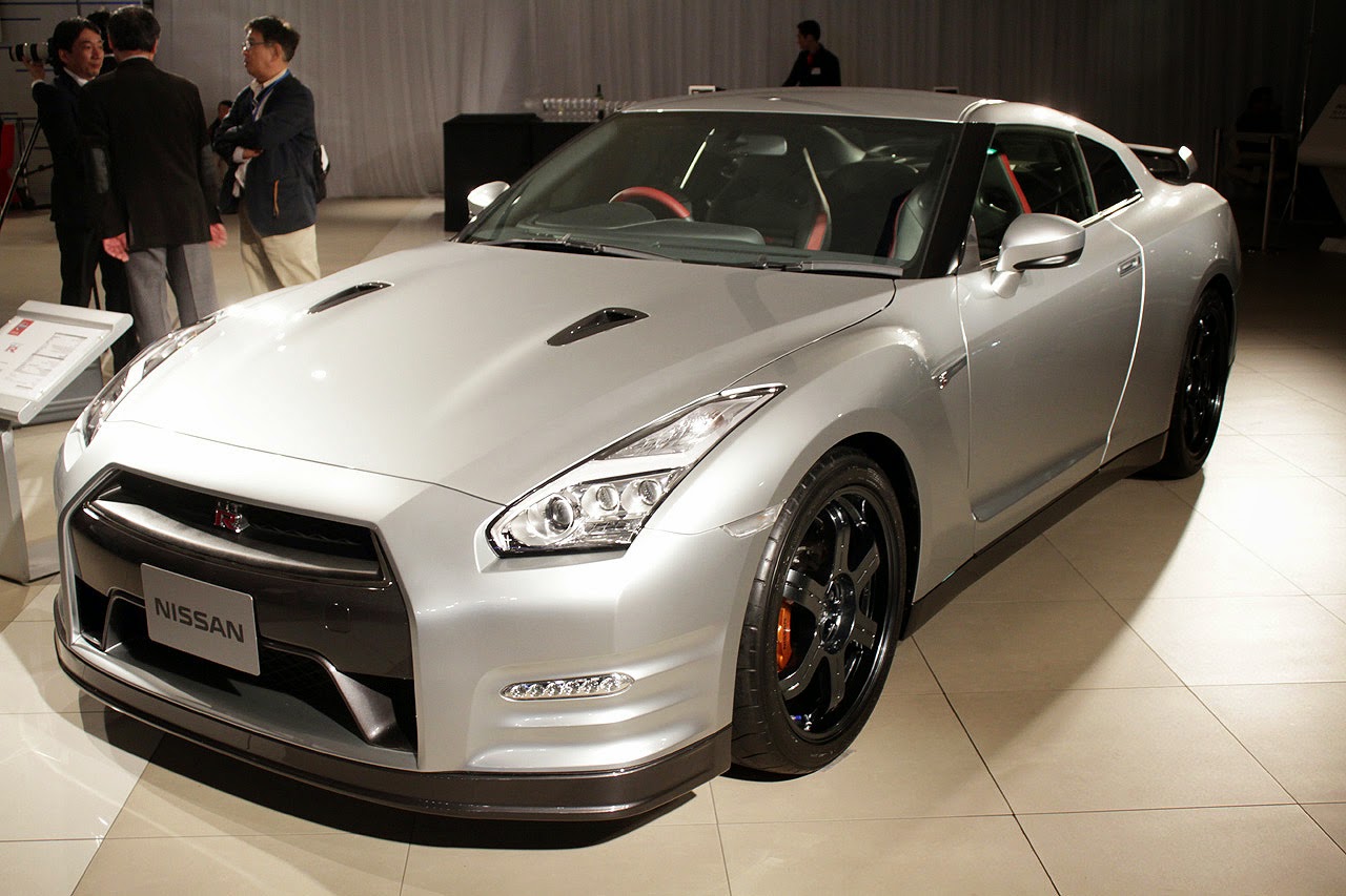 Nissan gt r Nismo 2014