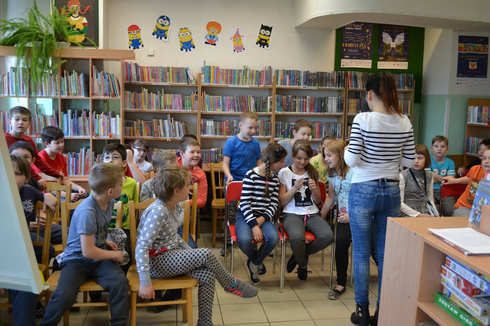 Filia Podłęże 1: Lekcja biblioteczna- Międzynarodowy Dzień Ksiązki dla