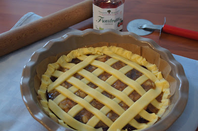 I piaceri della tavola: Crostata con rabarbaro e ciliegie