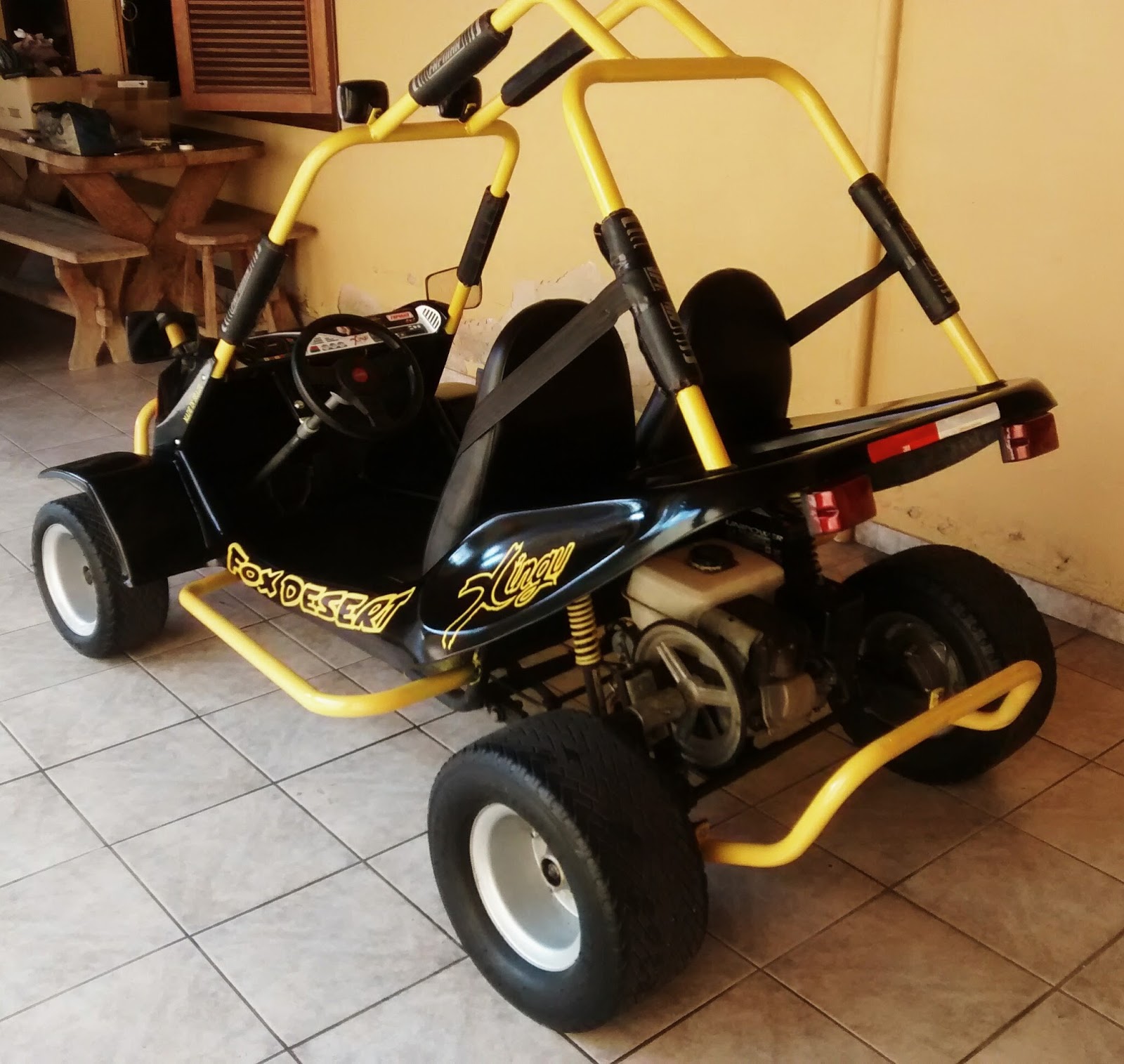 Asfalto Marcado MINI BUGGY FAPINHA SUPER XINGU PRETO AMARELO