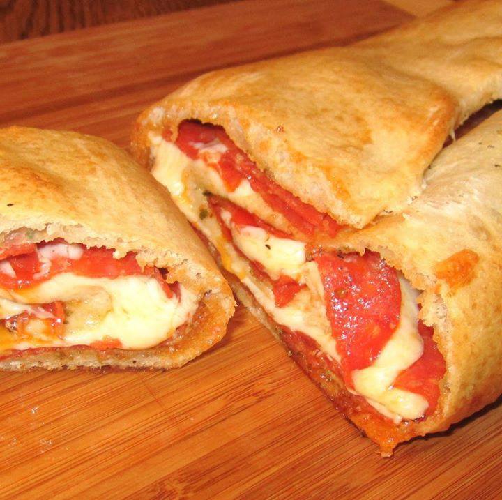Enjoy & have a nice meal !!! PEPPERONI STROMBOLI RECIPE
