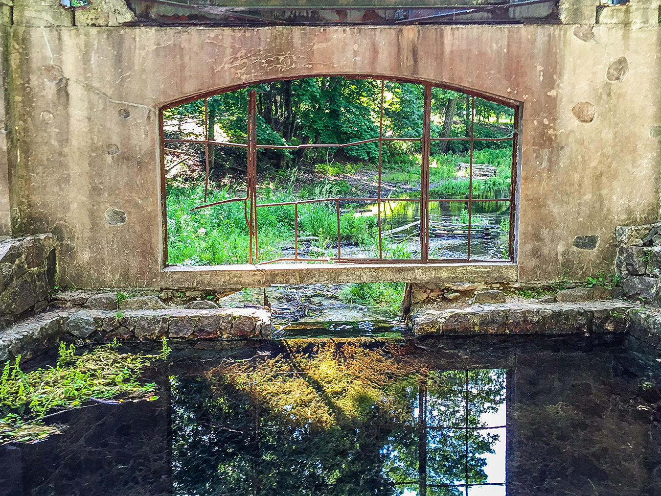 Ruins of Spring House at Paradise Springs